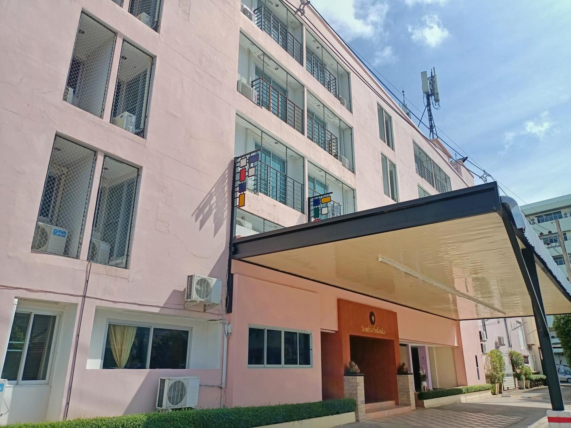 Wangkaew Hotel Phitsanulok Exterior photo